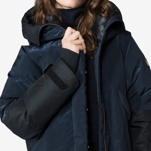 NWT! Holden Cropped Alpine Down Jacket - Picture 4 of 12